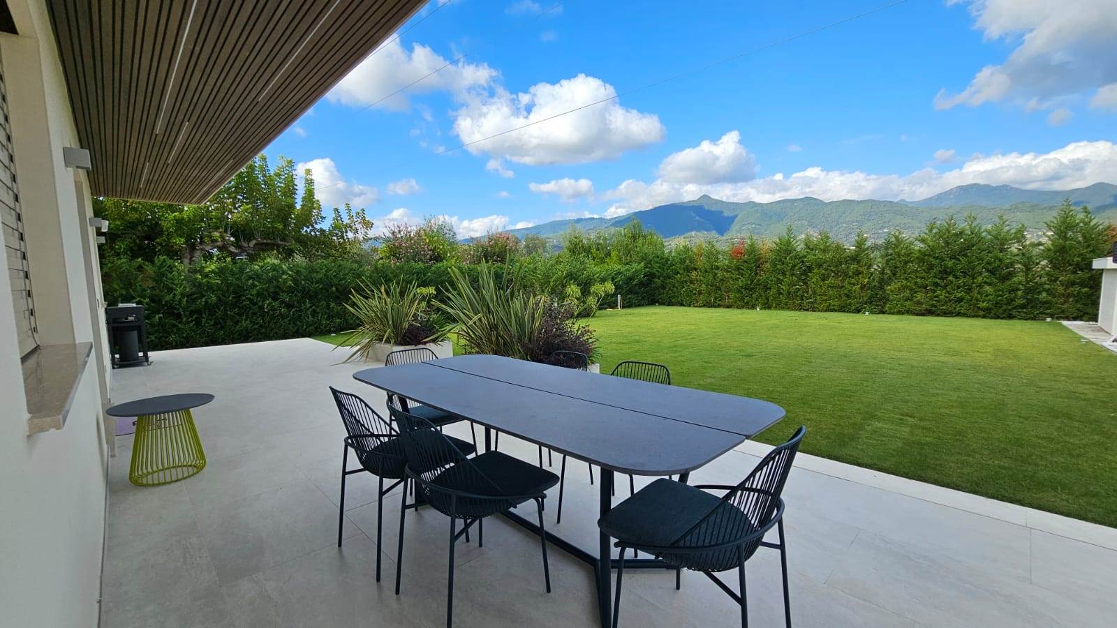 Covered pergola for outdoor dining