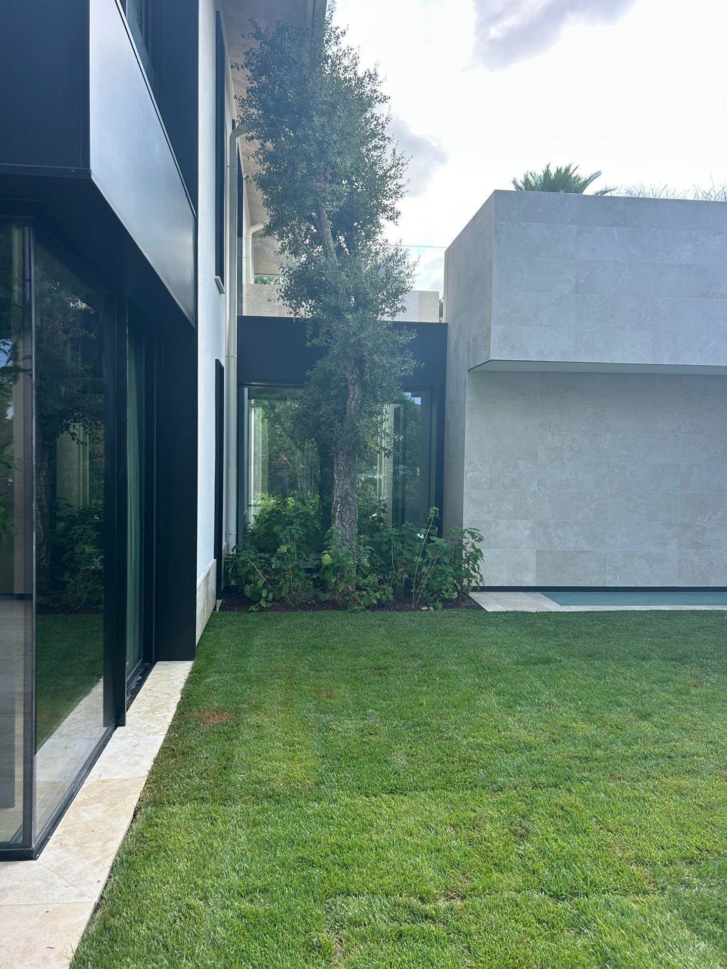 Contemporary Villa with Private Pool and Rooftop Terrace in Forte dei Marmi