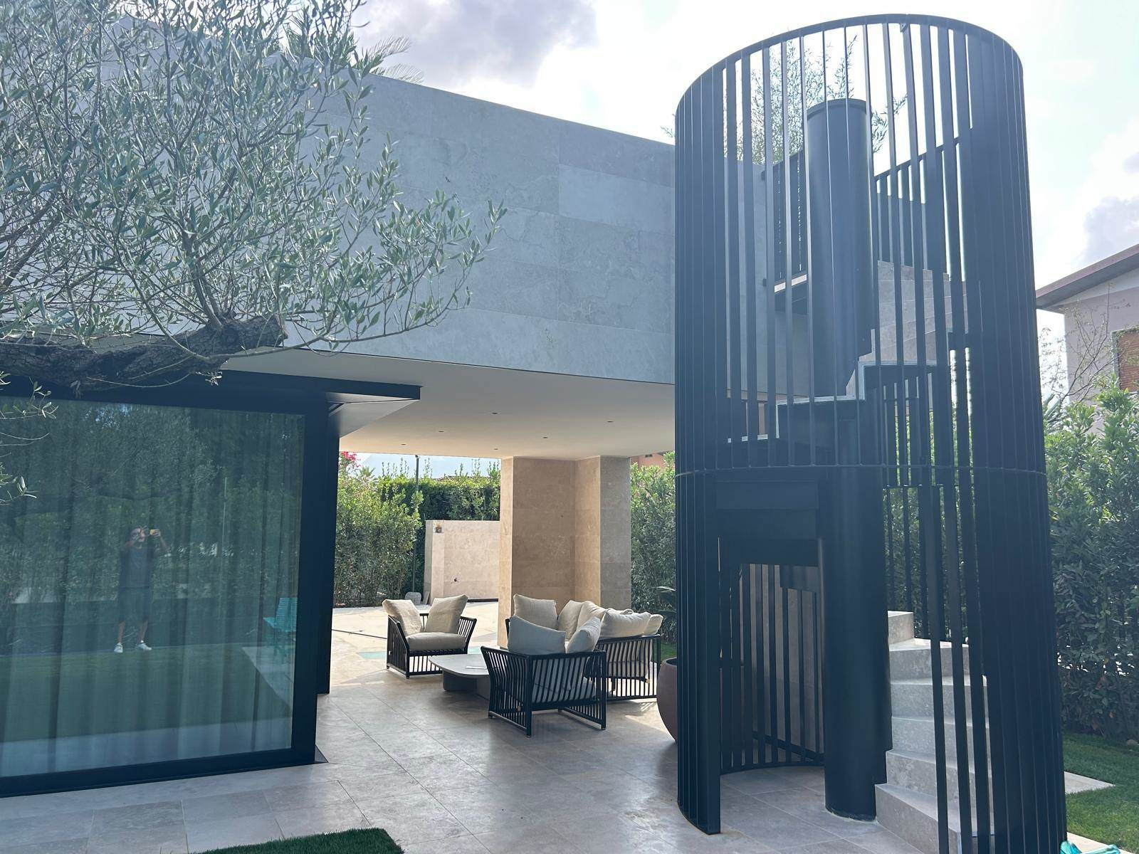 Contemporary Villa with Private Pool and Rooftop Terrace in Forte dei Marmi
