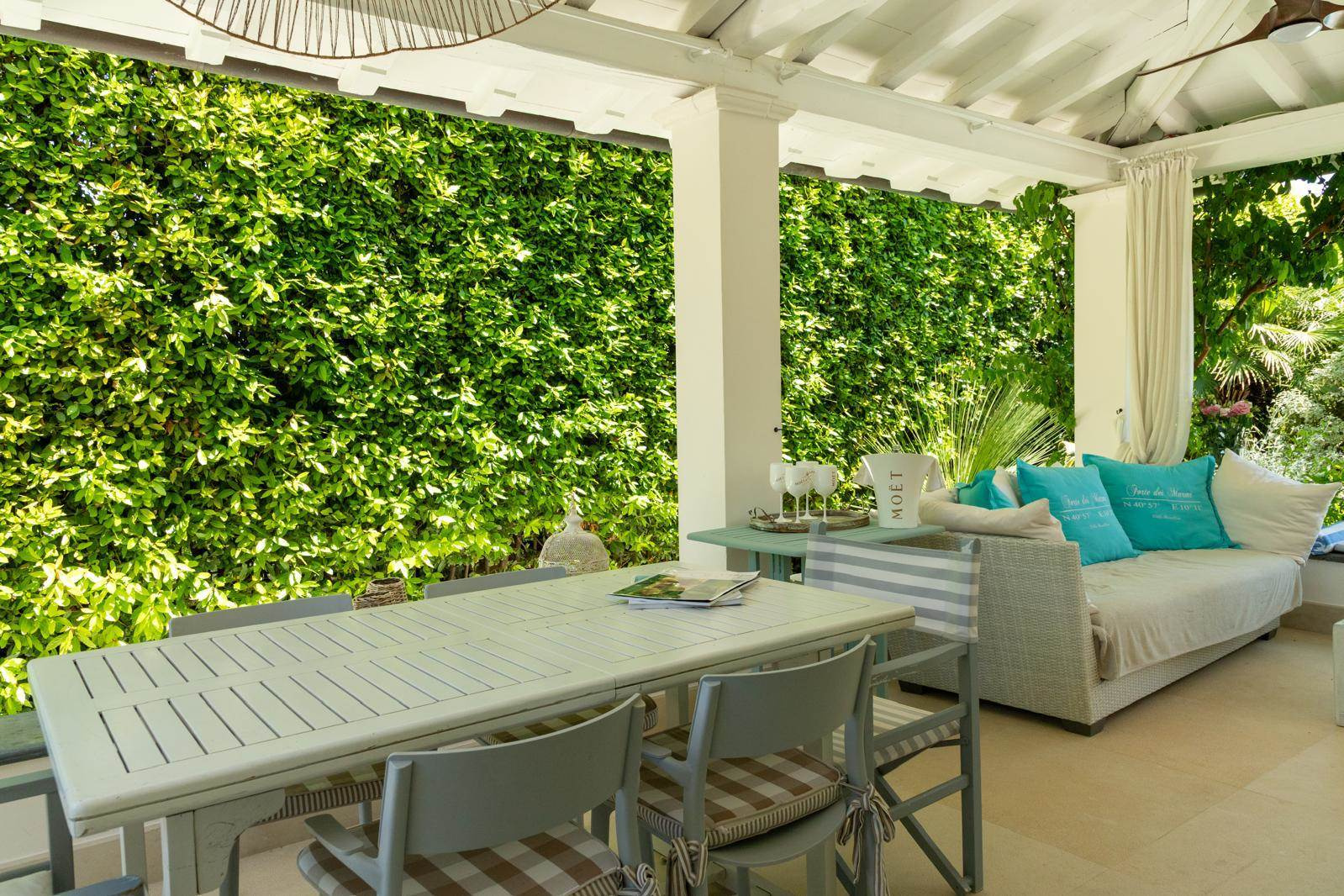Private Garden Villa with Pool near the Beach in Forte dei Marmi