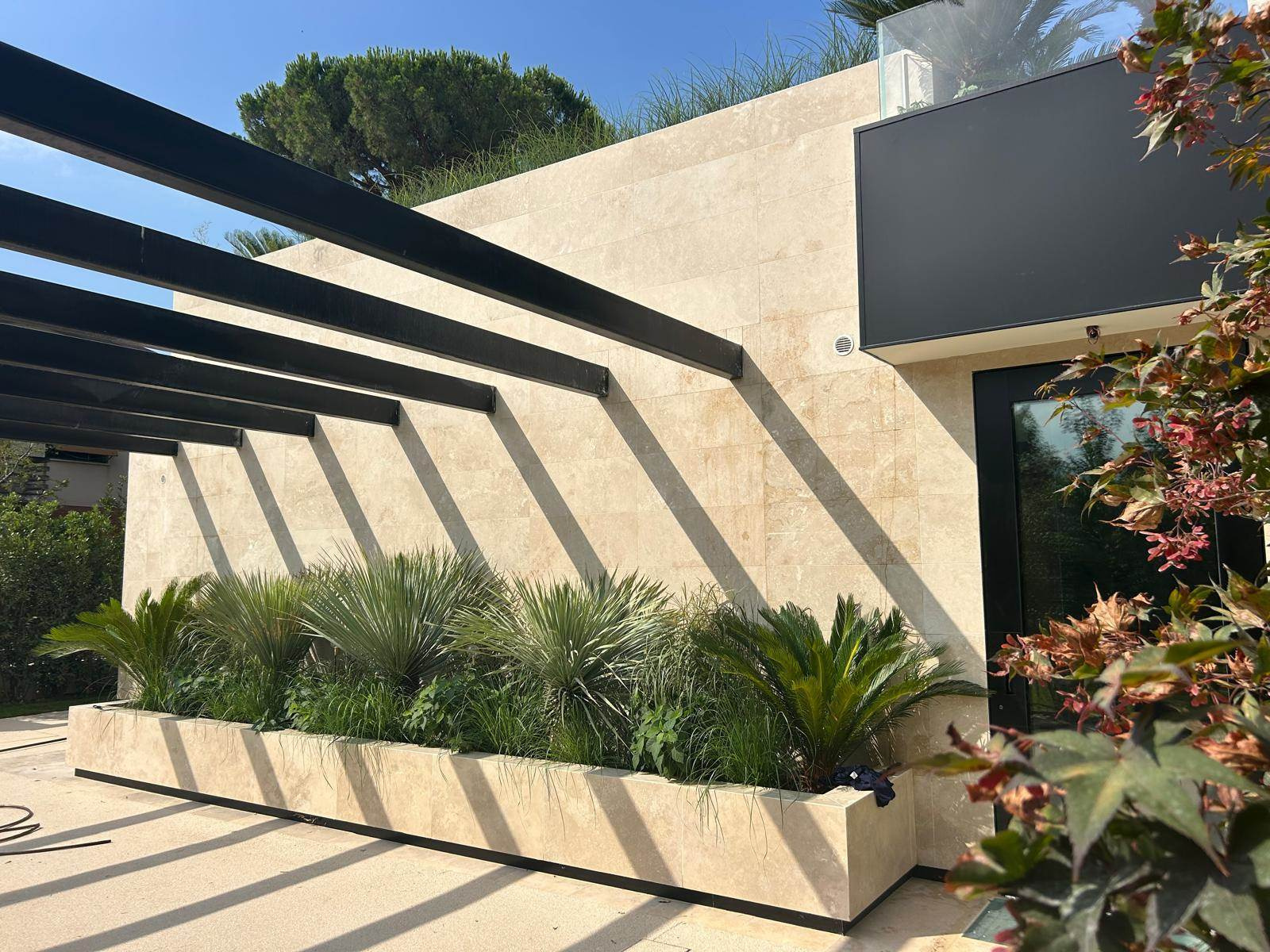 Contemporary Villa with Private Pool and Rooftop Terrace in Forte dei Marmi