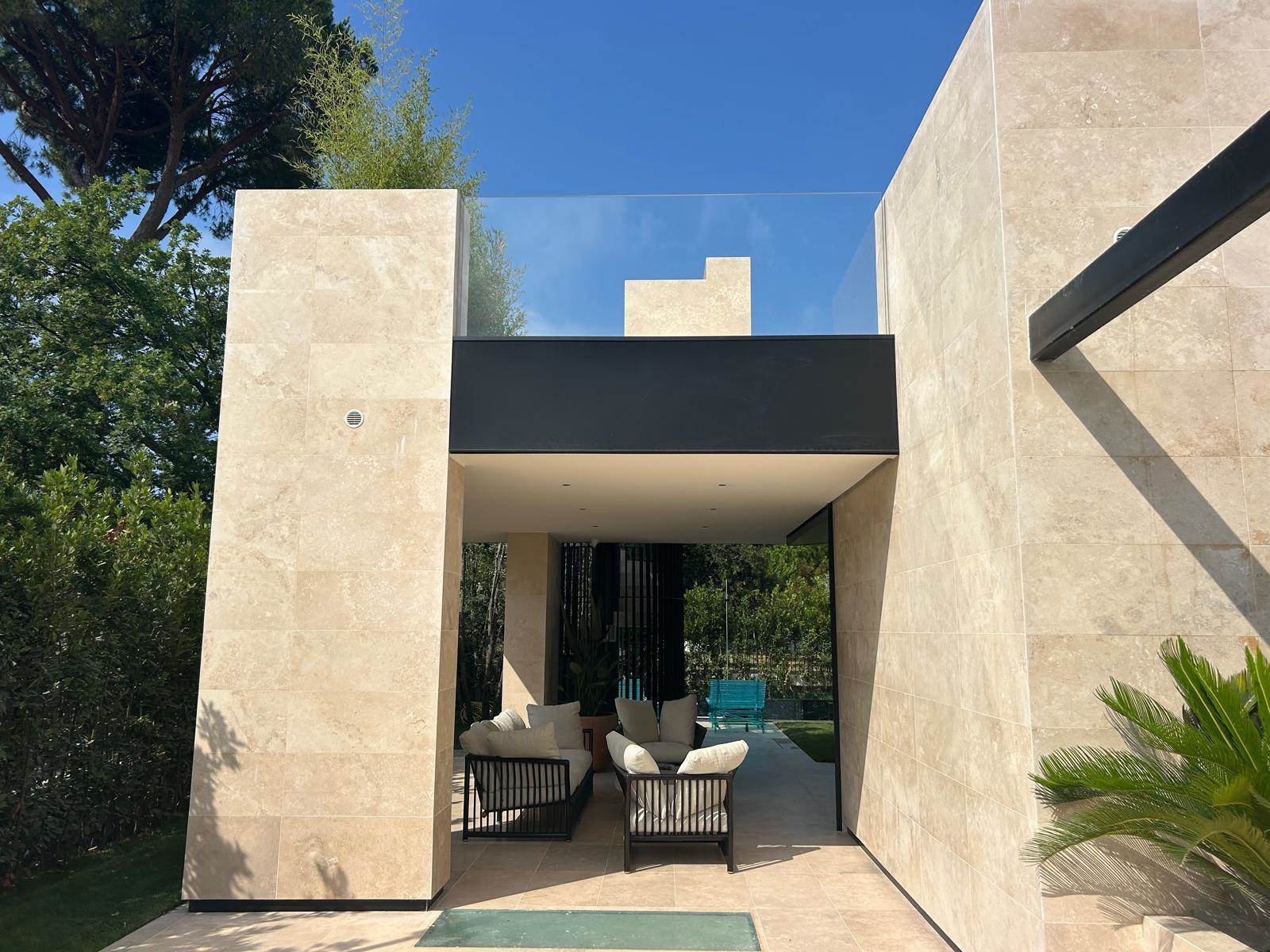 Contemporary Villa with Private Pool and Rooftop Terrace in Forte dei Marmi
