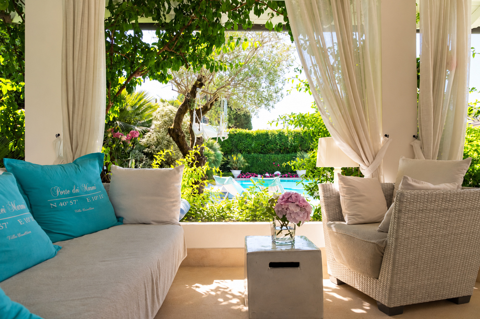 Private Garden Villa with Pool near the Beach in Forte dei Marmi